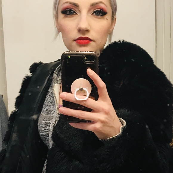 Furry Black Coat! - Picture 8 of 9